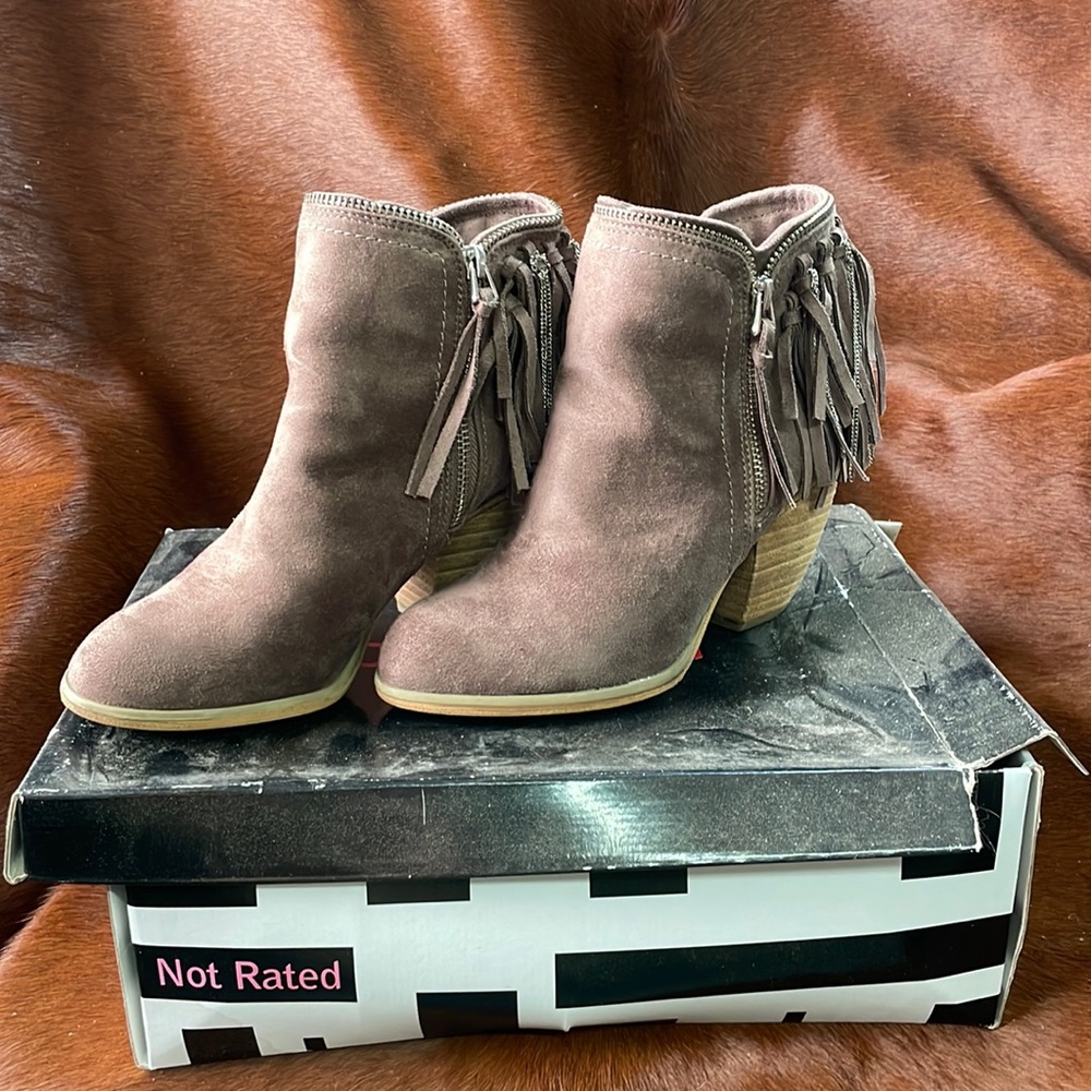 Not Rated Brand Flippin Fringe Booties size 6 Taupe